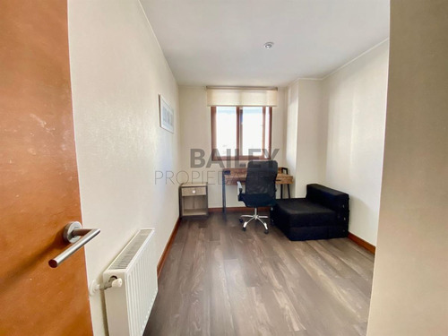 Departamento En Arriendo Amoblado De 2 Dorm. En Concón