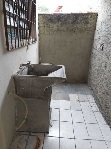 Casa Para Alugar Com 2 Dormitórios , Garagem ,2 Vagas - Fl05