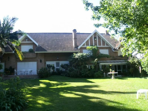 Imagen 1 de 8 de Casa - Martinez