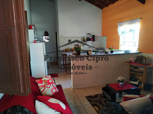Chácara À Venda No Bairro Bom Jardim I - Guaratinguetá/sp - Ch092