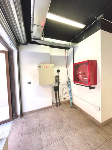 Local Comercial Con Terraza, Rebajado!!