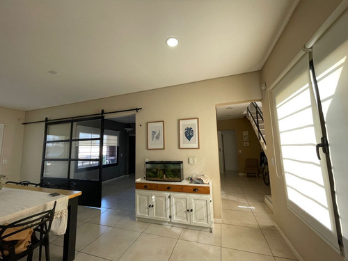 Imagen 9 de 30 de Venta | Casa Ayres De Los Arroyos | Oportunidad | Permuta
