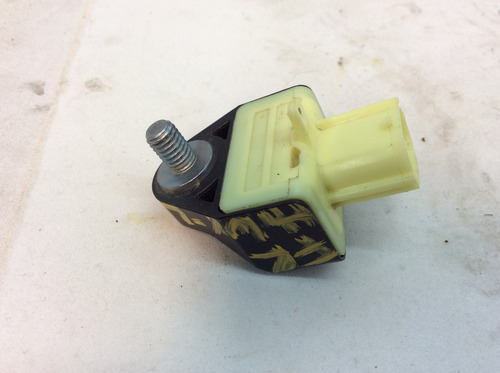 Sensor Impacto Interior Delantero Derecho Hilux 22 2.7 Gasol (Usado)