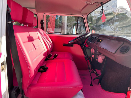 Volkswagen Kombi 1.4 Standard Total Flex 3p