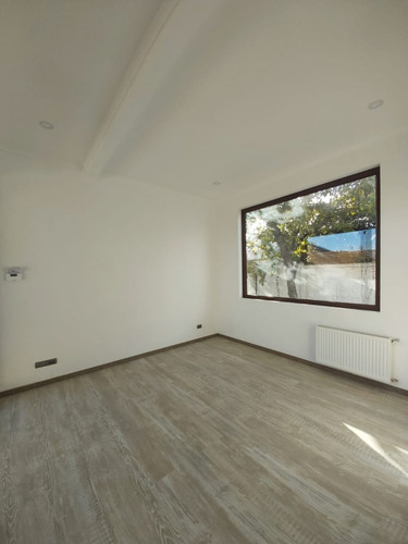 Imagen 18 de 25 de Exclusiva Casa En Arriendo Pintor Cosme San Martin, La Reina