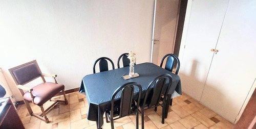 Venta Departamento 4 Ambientes En Flores. Excelente Ubicacion