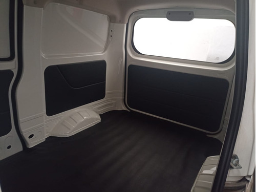Imagen 2 de 15 de Changan Van 2023