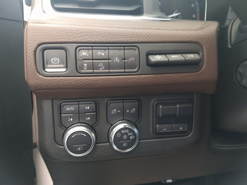Imagen 11 de 15 de Gmc Yukon 2021 6.2 Denali 8 Vel Awd At