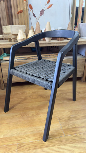 Silla Curva Bali Madera Negra Tejida Con Hilo Kraft Craft Hilo Kraft Negro Marrón Claro