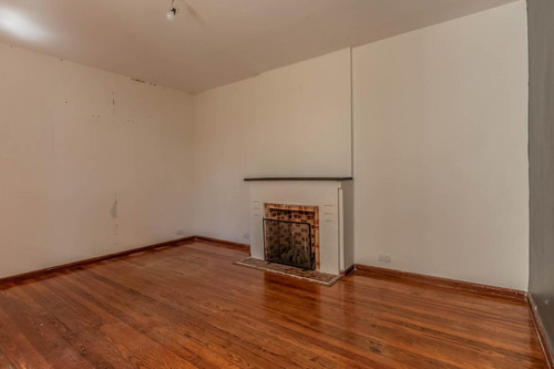 Ph De 3 Ambientes En Barrio Ingles - Caballito Sur