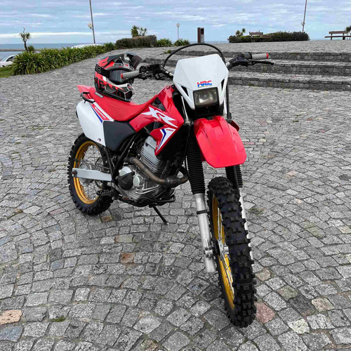 Imagen 2 de 16 de Honda Xr 250 Tornado