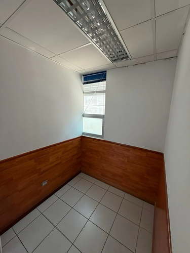 Se Vende Oficina En Edificio Estudio 14