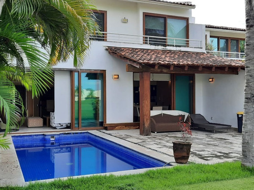 Imagen 2 de 30 de Casa En Venta En Tigre Club De Golf Alberca Privada.