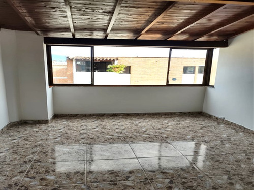 Apartamento En Venta Belén Rosales 