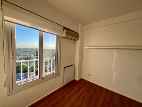 Dpto En Venta 3 Amb En Av. Centenario - Beccar (piso 13)