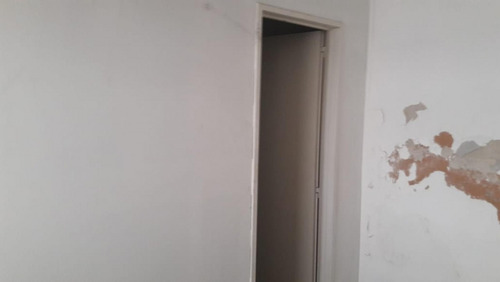 Imagen 4 de 5 de Local De 127m2 Con Baño. Eds