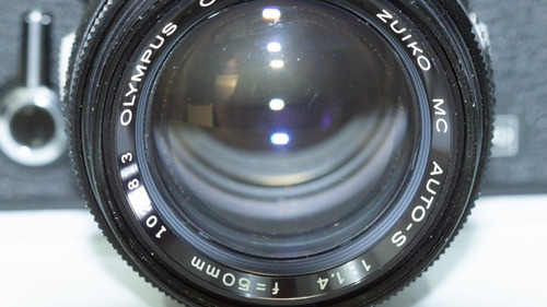 Imagem 6 de 10 de Câmera Olympus Om-1 + Zuiko 50mm F/1.4 + Estojo + Filme