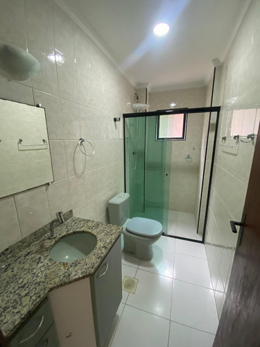 Apartamento 2 Dormitórios (1 Suíte) Em Ótima Localização!