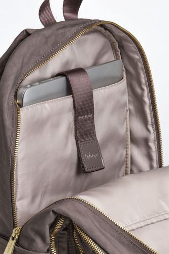 Mochila Kipling - Modelo Tina New Bran Patent Combo