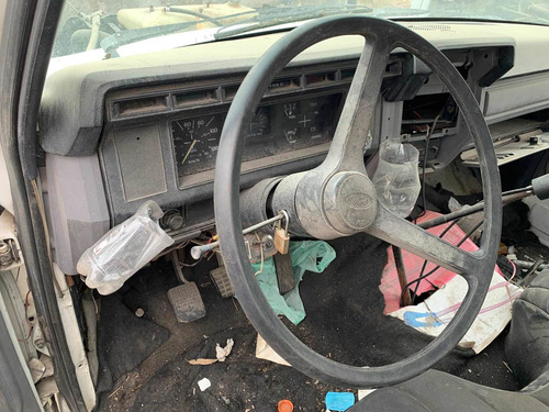 Imagen 7 de 15 de Ford F7000 Año 1998