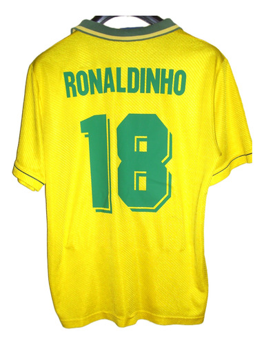 Seleccion De Futbol De Brasil Umbro 1994 #18 Ronaldinho (Usado)