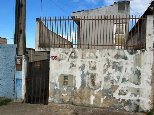 Sobrado Com Edícula
