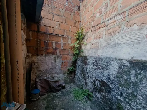 Casa Lote En Venta En Barrio Cristobal(mls#253022)