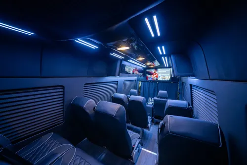Sprinter Xl 2025 De Royal Van Edicion Especial Touring Vip