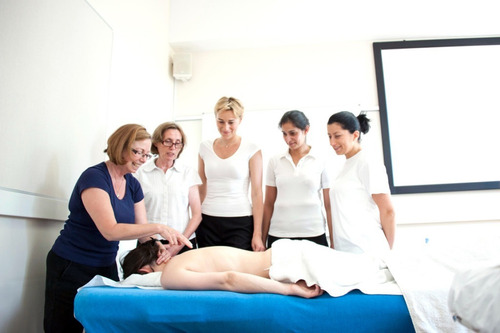 Imagen 3 de 7 de Curso De Masajista Profesional Y Relax.centro Médico Escuela