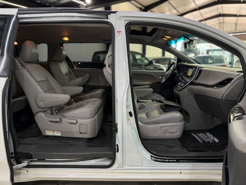 Toyota Sienna 3.5 Xle Piel At