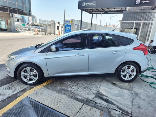 Imagen 3 de 25 de Ford Focus 2013 Se Plus Abasto Motors