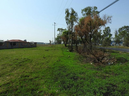 Imagen 4 de 5 de Terreno A Pie De Carretera Toluca - Atlacomulco