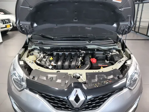 Renault Captur 2.0 Intens Automática