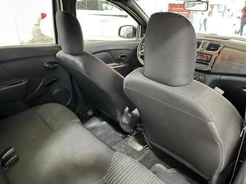 Renault Logan 1.0 12V SCE FLEX LIFE MANUAL