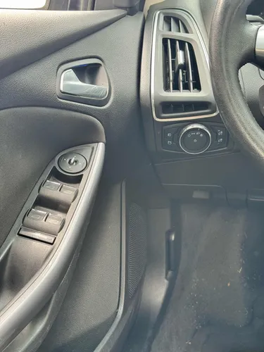 Ford Focus 2.0 Titanium