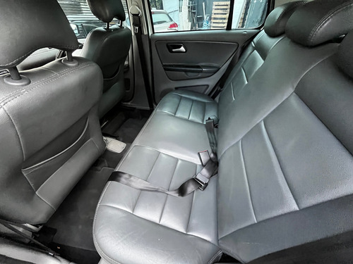 Volkswagen Fox 1.6 16v Msi Highline Total Flex I-motion 5p