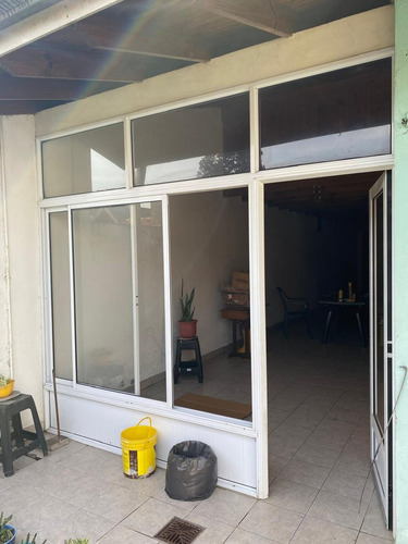 Excelente Casa En Luis Guillon. Gran Oportunidad