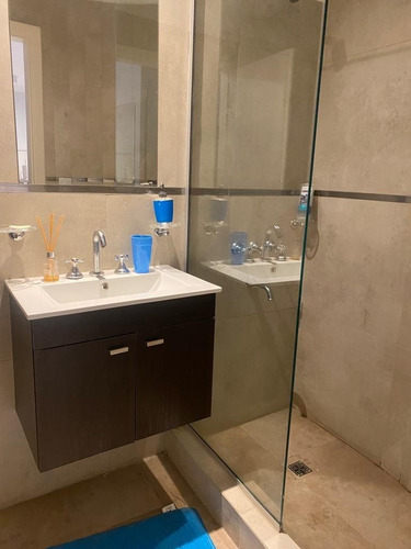 Imagen 15 de 24 de Departamento De Dos Dormitorios Centrico Con Cochera Y Pileta
