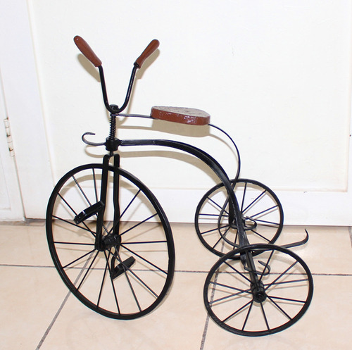 Triciclo Vintage De Herrería 60 Cm Altura