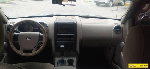 Imagen 8 de 13 de Ford Sport Trac Automatico