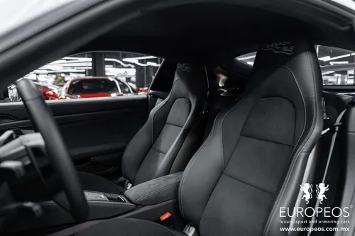Porsche Gt4 Rs Weissach