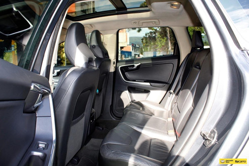 Imagen 16 de 25 de Volvo Xc60 T6 Adw