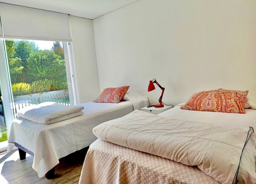 Interesante Casa En Marbella Con Vista