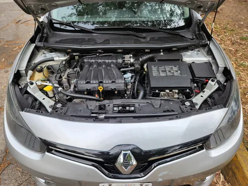 Renault Fluence 2.0 Expression Cvt Mt
