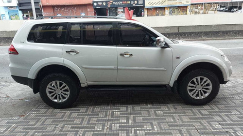 Imagem 3 de 15 de Mitsubishi Pajero Dakar 2015 3.5 Hpe Flex Aut. 5p