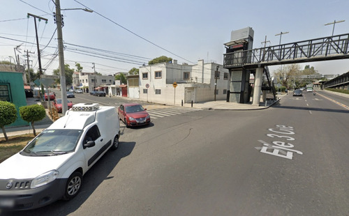 Casa Con Excelente Ubicación, Muy Cerca De Línea 8 Del Metro Y Metrobús Arf