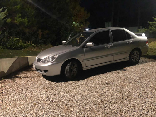 Mitsubishi Lancer 1.6 Glxi