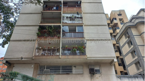 Apartamento En Alquiler En Las Palmas Piso 2 / Hairol Gutierrez