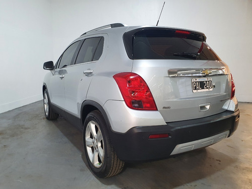 Imagen 7 de 25 de Chevrolet Tracker Ltz + 4x4 Awd Techo At 2015 U.n.i.c.a!! Mz