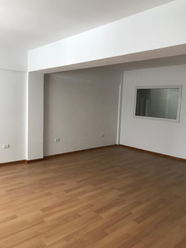 Oportunidad Venta Oficinas Av Colon 160 Córdoba Gran Astoria